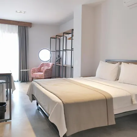 Anchor Hotel *